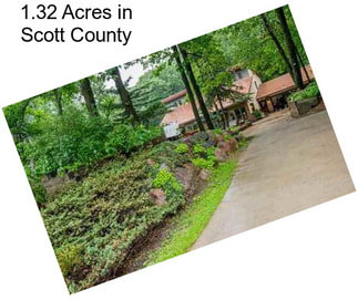 1.32 Acres in Scott County