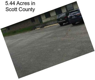 5.44 Acres in Scott County