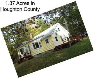 1.37 Acres in Houghton County