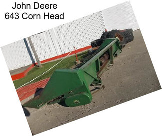 John Deere 643 Corn Head