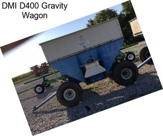 DMI D400 Gravity Wagon