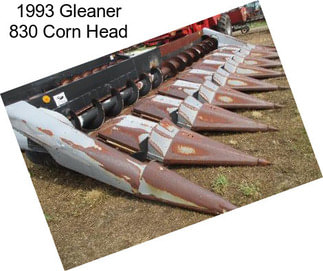 1993 Gleaner 830 Corn Head