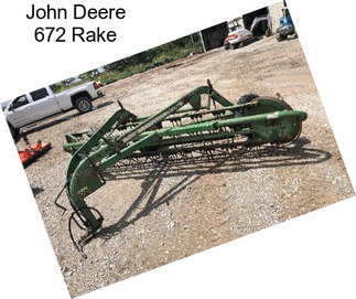 John Deere 672 Rake