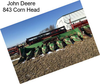 John Deere 843 Corn Head