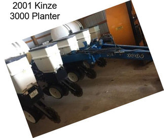 2001 Kinze 3000 Planter