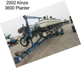 2002 Kinze 3600 Planter