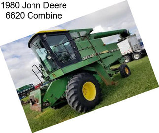 1980 John Deere 6620 Combine