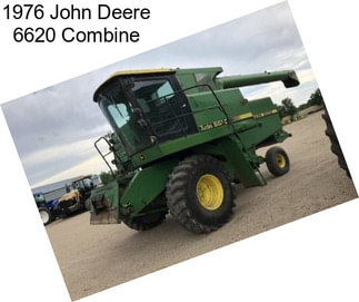 1976 John Deere 6620 Combine