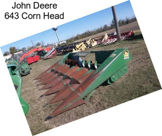 John Deere 643 Corn Head