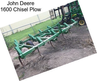 John Deere 1600 Chisel Plow