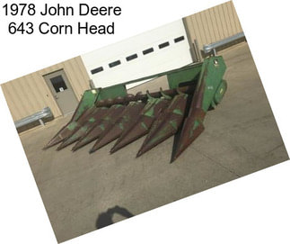 1978 John Deere 643 Corn Head