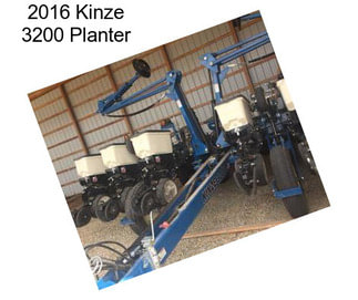 2016 Kinze 3200 Planter