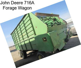 John Deere 716A Forage Wagon