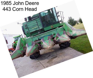 1985 John Deere 443 Corn Head