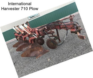 International Harvester 710 Plow