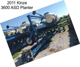 2011 Kinze 3600 ASD Planter