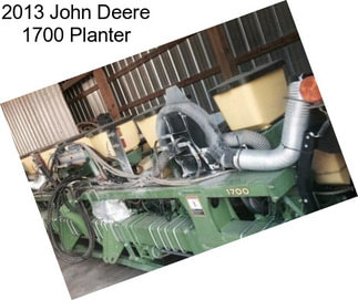 2013 John Deere 1700 Planter