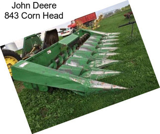 John Deere 843 Corn Head