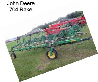 John Deere 704 Rake