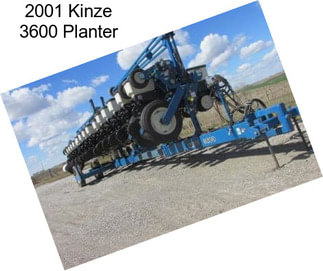 2001 Kinze 3600 Planter