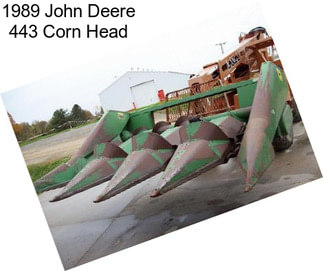 1989 John Deere 443 Corn Head