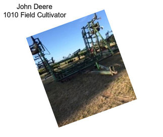 John Deere 1010 Field Cultivator