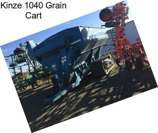 Kinze 1040 Grain Cart