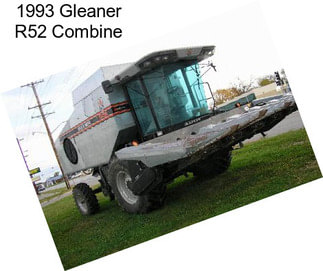 1993 Gleaner R52 Combine