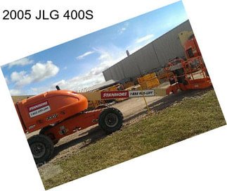 2005 JLG 400S