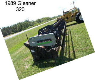 1989 Gleaner 320