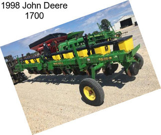 1998 John Deere 1700