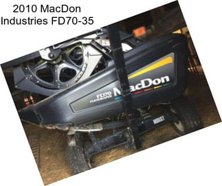 2010 MacDon Industries FD70-35