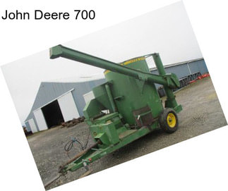 John Deere 700