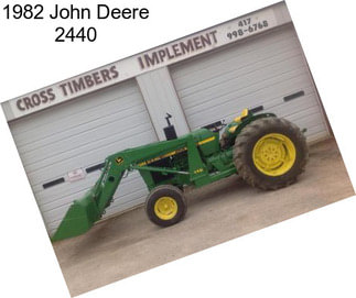 1982 John Deere 2440