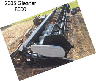 2005 Gleaner 8000