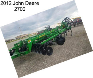2012 John Deere 2700