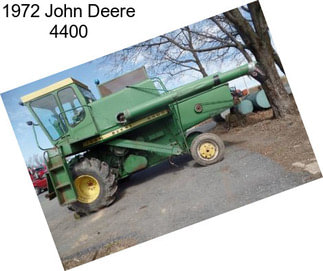 1972 John Deere 4400