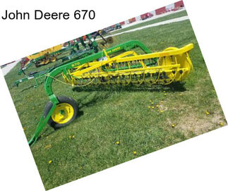 John Deere 670