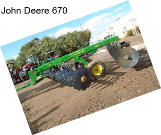 John Deere 670