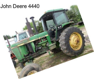 John Deere 4440