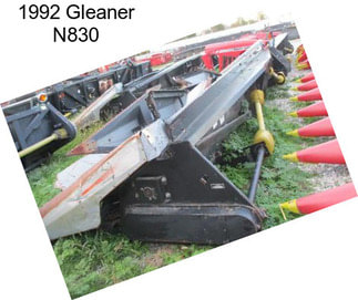1992 Gleaner N830
