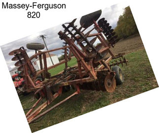 Massey-Ferguson 820