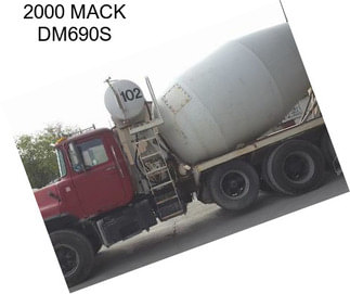 2000 MACK DM690S