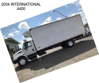 2004 INTERNATIONAL 4400