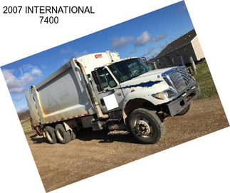 2007 INTERNATIONAL 7400