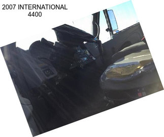 2007 INTERNATIONAL 4400