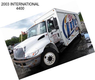 2003 INTERNATIONAL 4400