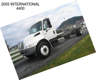 2005 INTERNATIONAL 4400