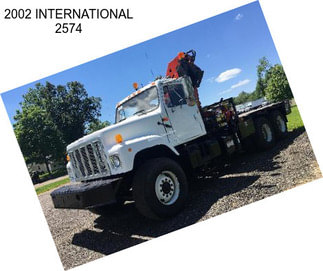 2002 INTERNATIONAL 2574