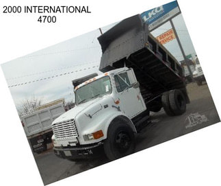 2000 INTERNATIONAL 4700